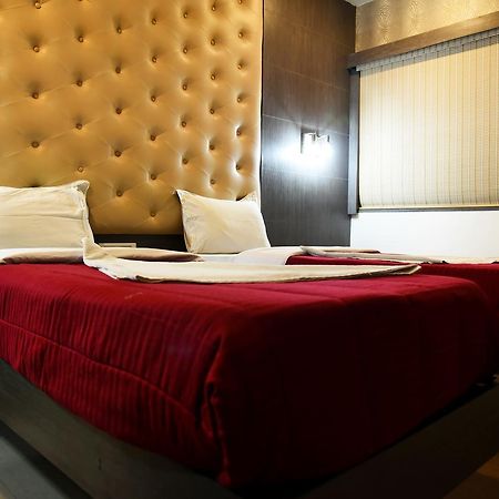 Grand Choice Hotel Бангалор Екстериор снимка