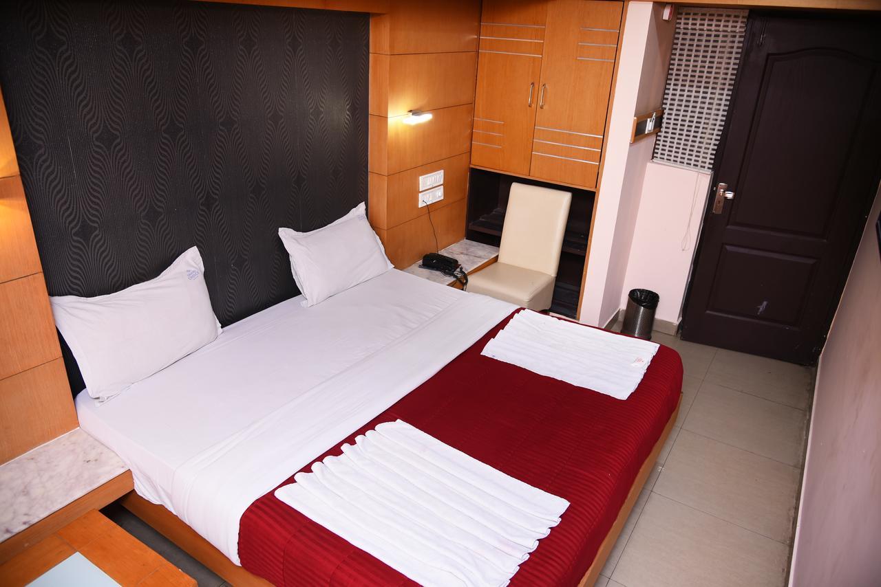Grand Choice Hotel Бангалор Екстериор снимка