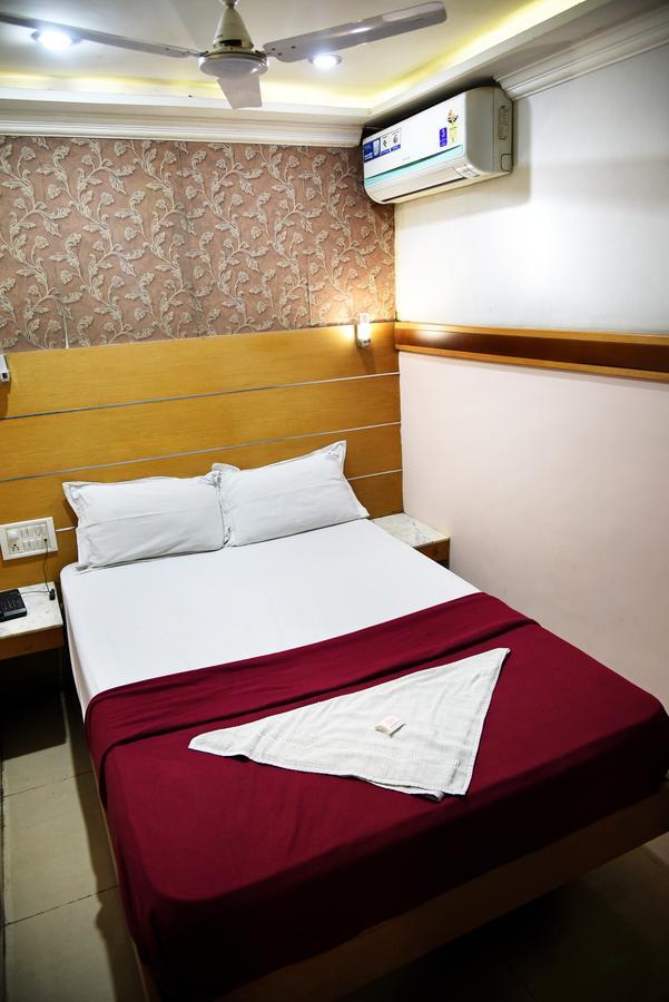 Grand Choice Hotel Бангалор Екстериор снимка